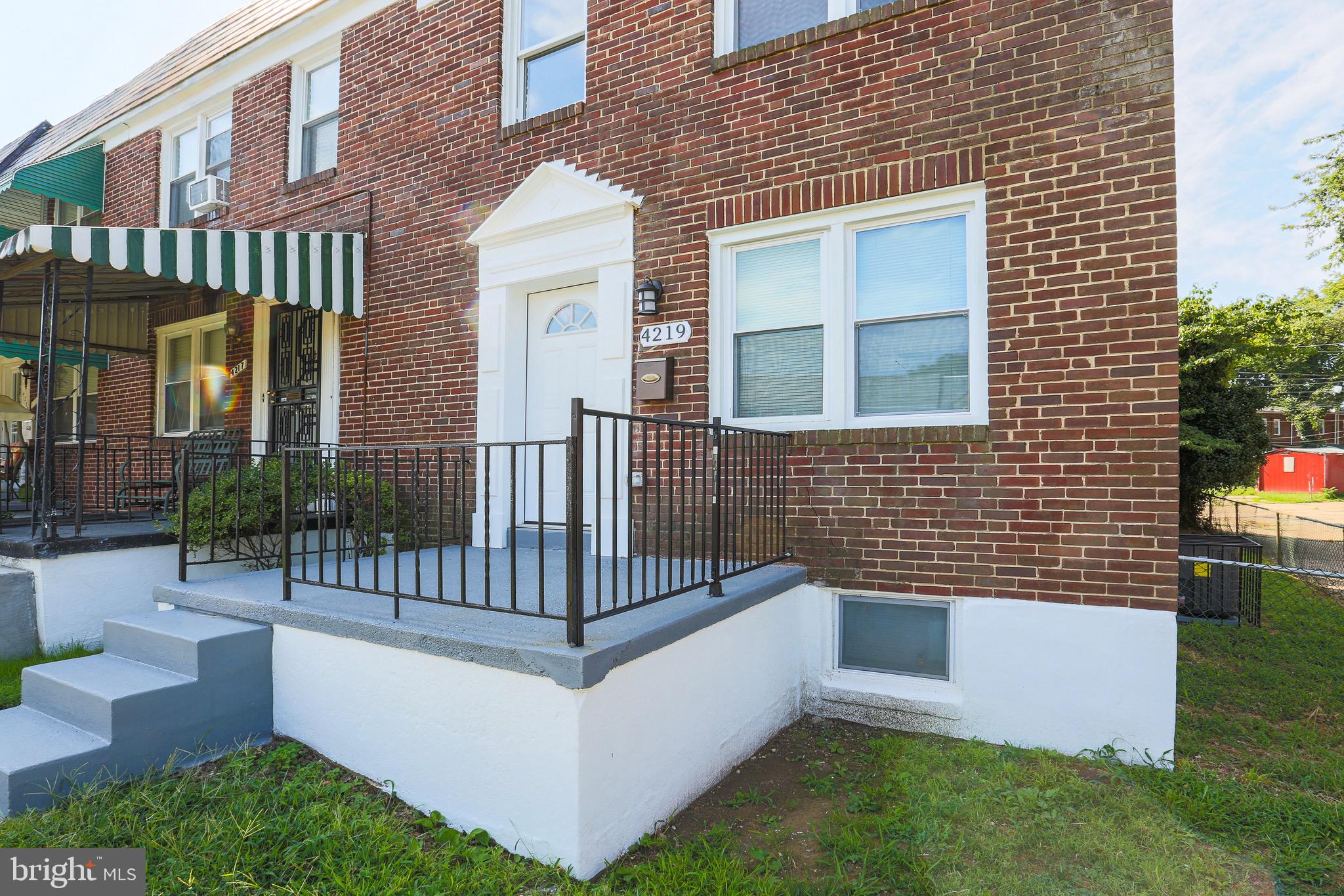 4219 Flowerton Road Baltimore, MD 21229 - Photo 4 of 30
