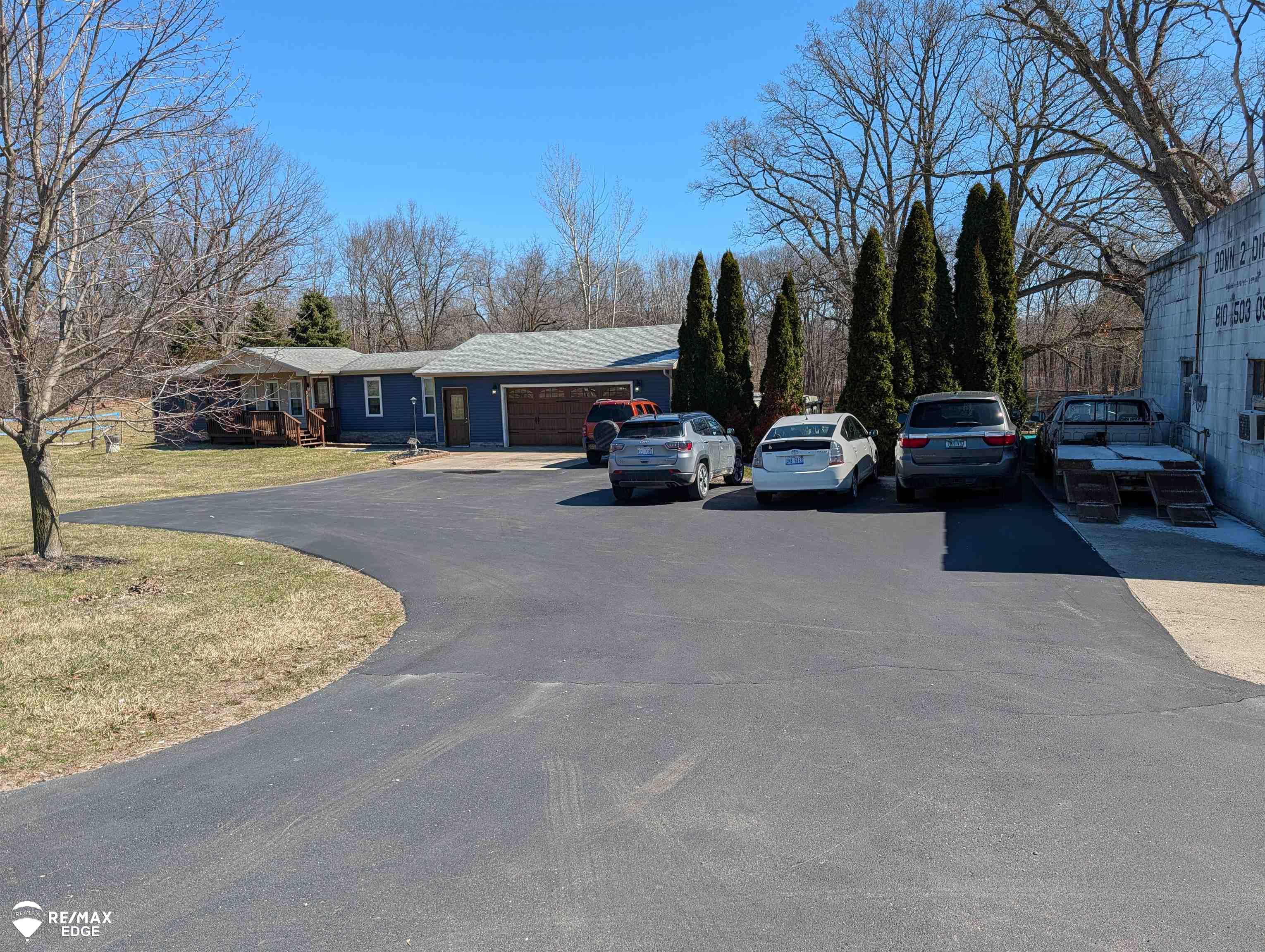 7494 North State Road Davison, MI 48423 - Photo 5 of 80