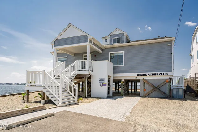 $379,000 | 1 Shore Pine Drive, Brick, NJ 08723