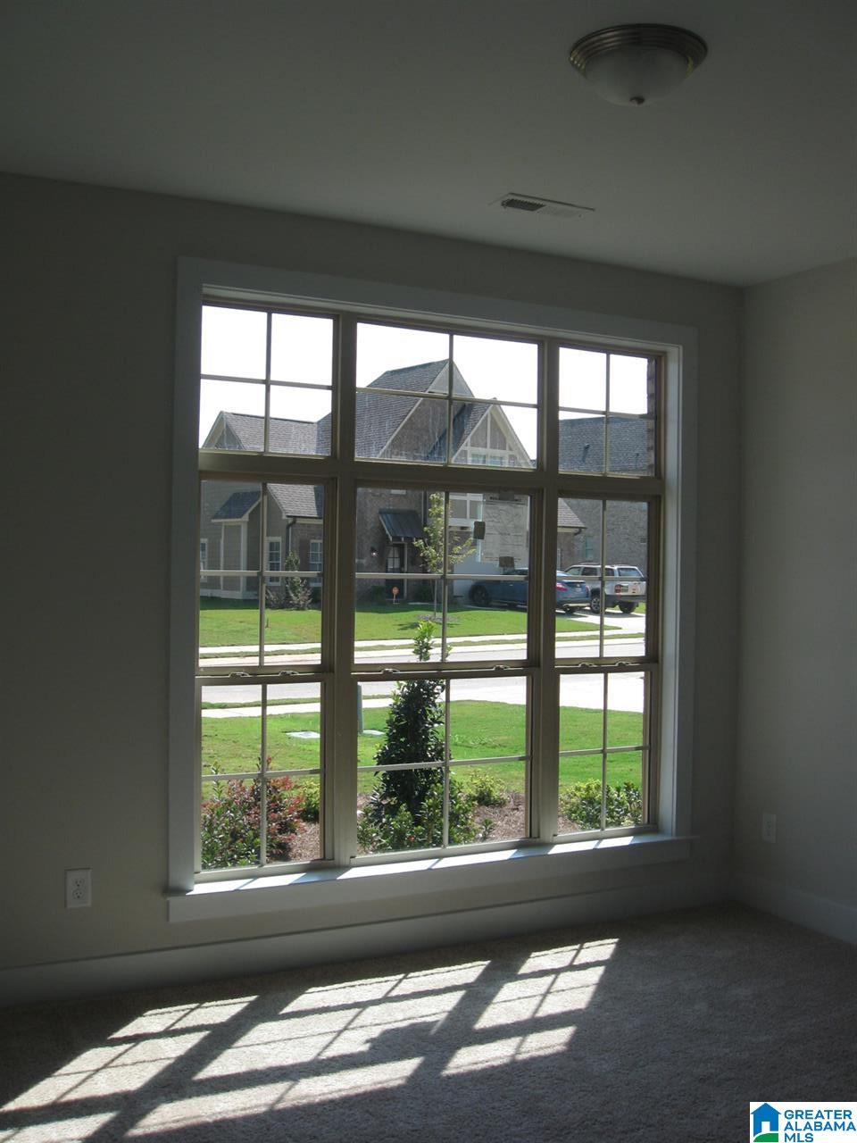 1053 Evan Circle Chelsea, AL 35043 - Photo 3 of 13