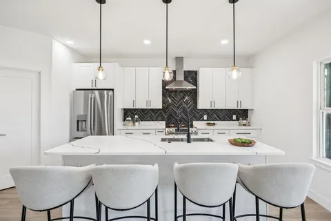 $599,000 | 2516 Sunridge Road, Carrollton, TX 75006