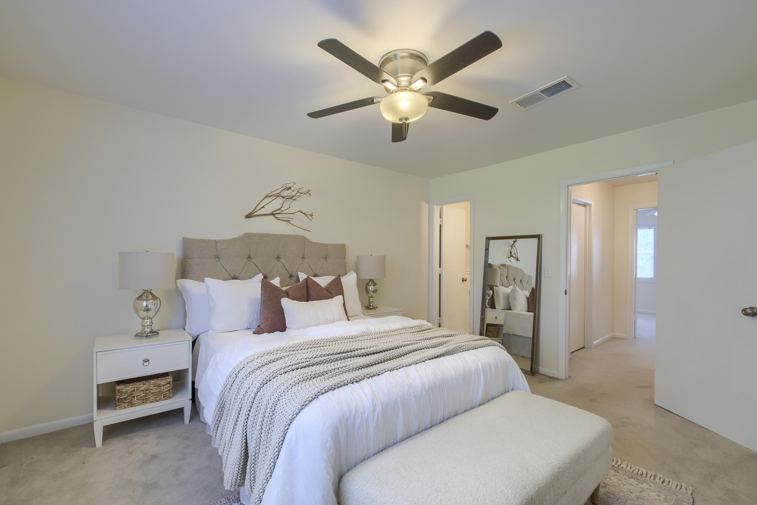 233 Heritage Circle Mount Pleasant, SC 29464 - Photo 15 of 47 DSC_4485-HDR(5)