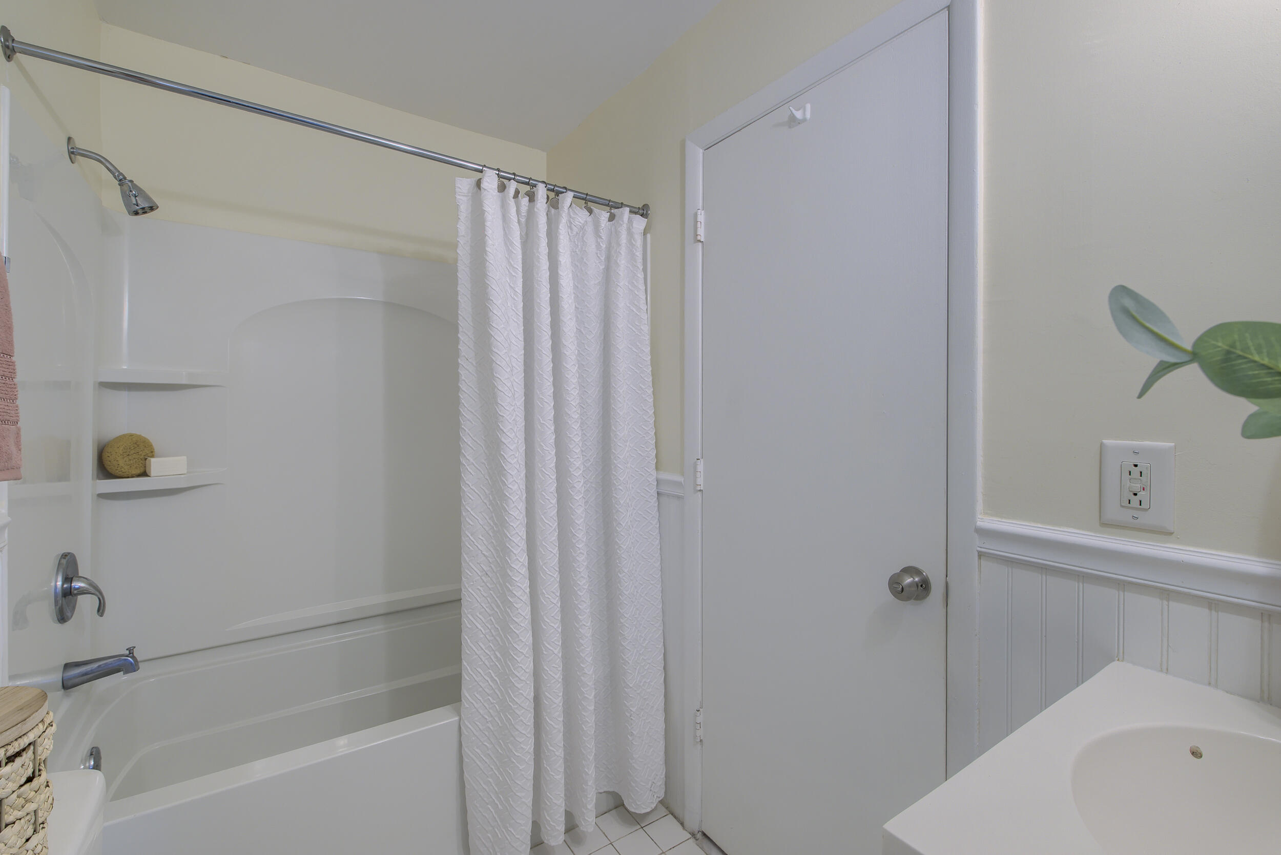 233 Heritage Circle Mount Pleasant, SC 29464 - Photo 18 of 47 DSC_4495-HDR(5)