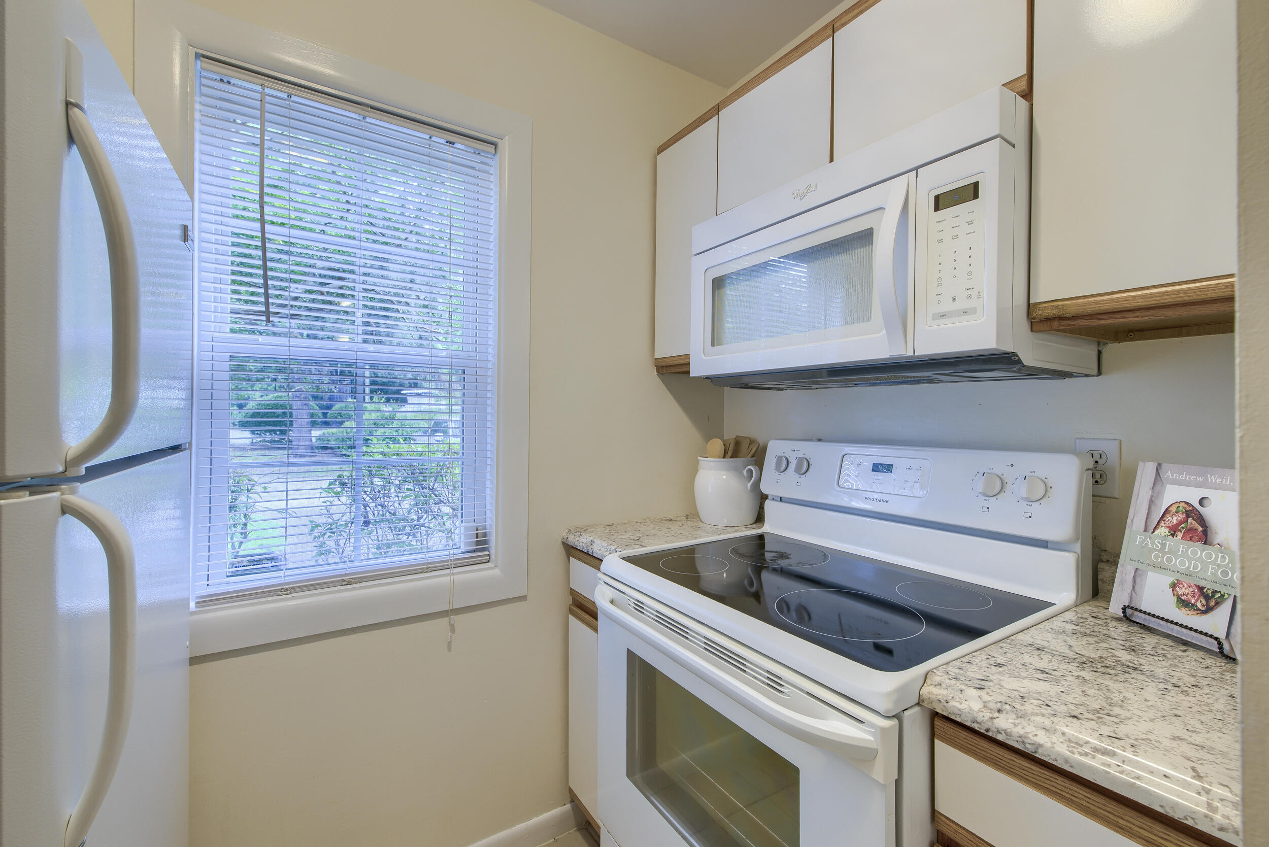 233 Heritage Circle Mount Pleasant, SC 29464 - Photo 33 of 47 DSC_4410-HDR(5)