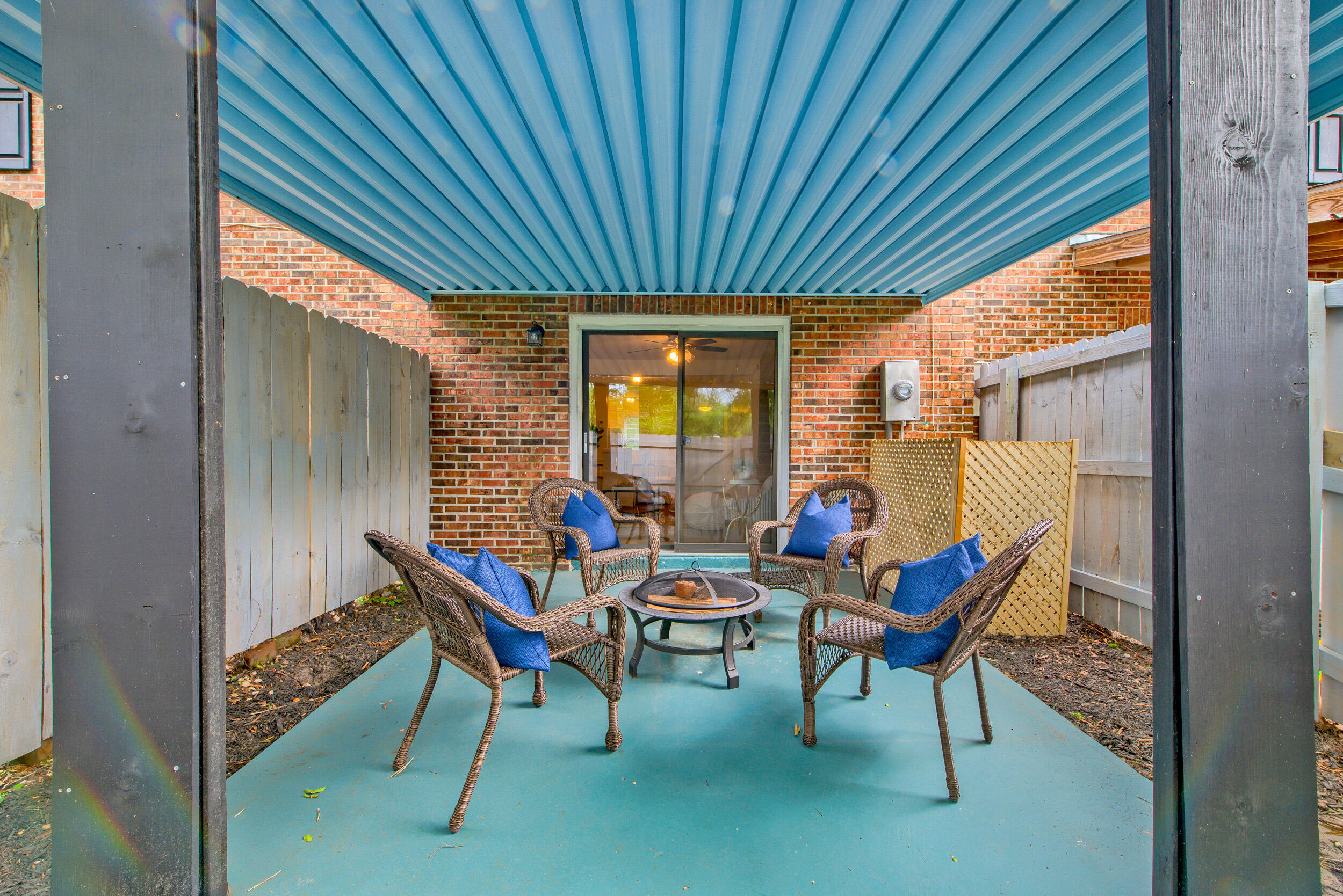 233 Heritage Circle Mount Pleasant, SC 29464 - Photo 35 of 47 DSC_4505-HDR(5)