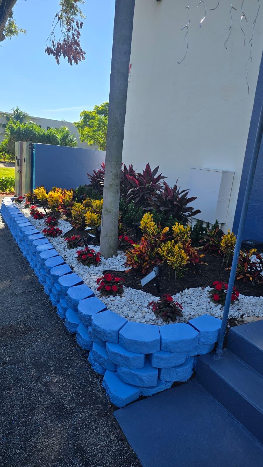 105 South Riverside Drive, Unit 302 Pompano Beach, FL 33062 - Photo 4 of 37 a vase of flowers sitting on a table