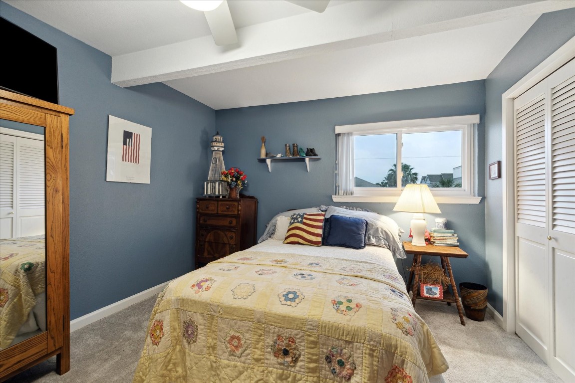 251 Isles End Road Tiki Island, TX 77554 - Photo 14 of 23 guest room off of kitchen area