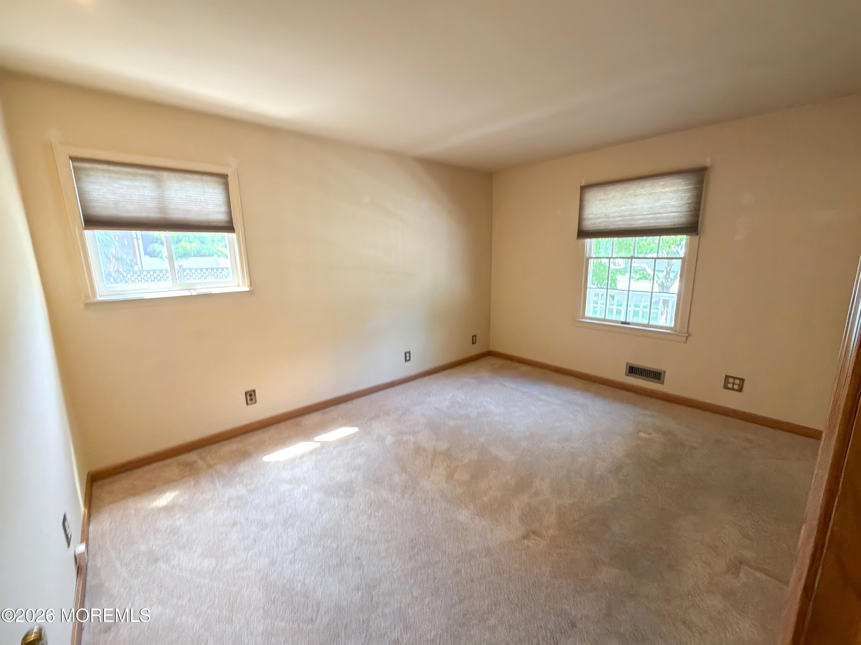 4 Glen Road Howell, NJ 07731 - Photo 20 of 48 4 Glen Rd Primary Bedroom