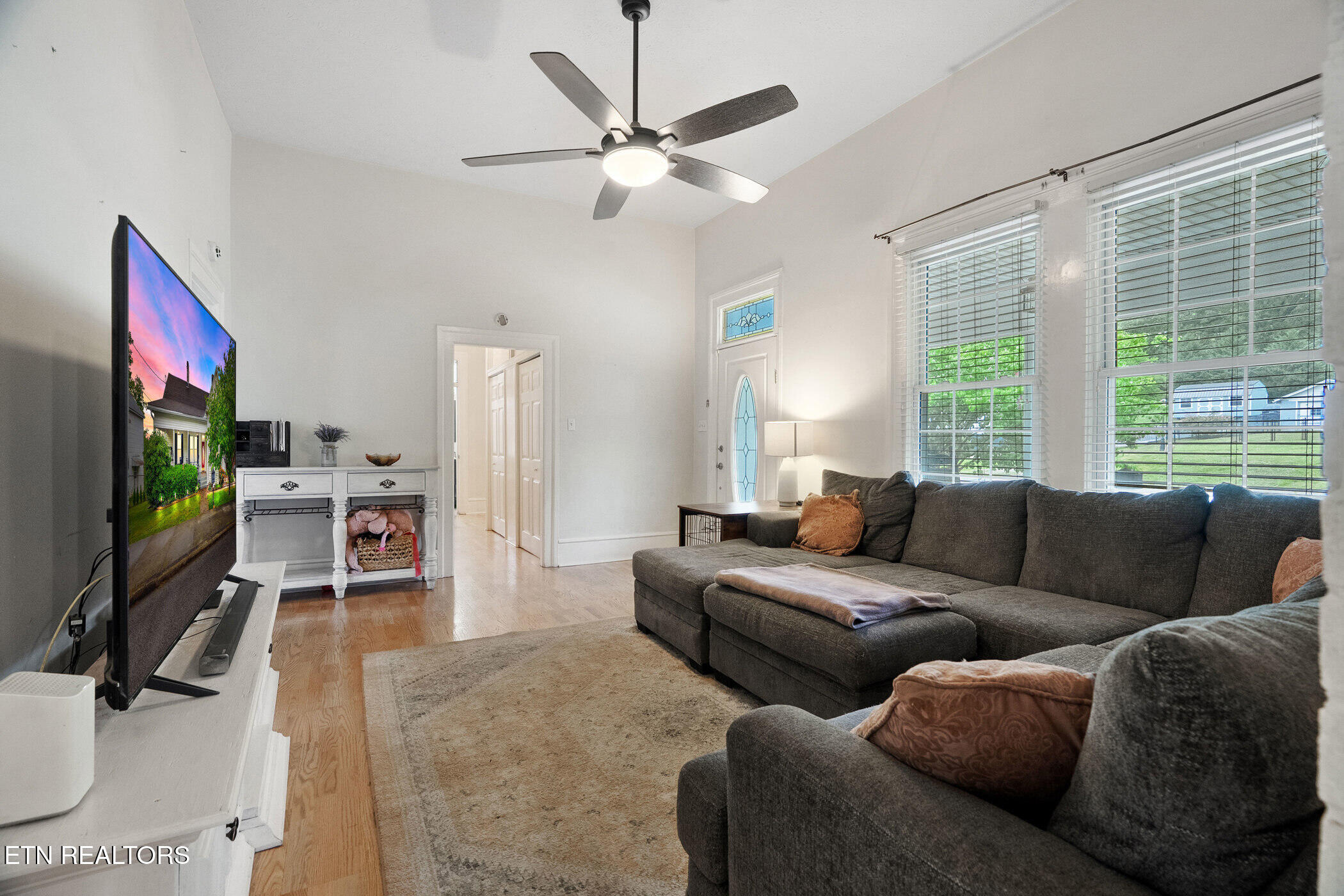 719 Medaris Street Clinton, TN 37716 - Photo 8 of 33 dsc03758