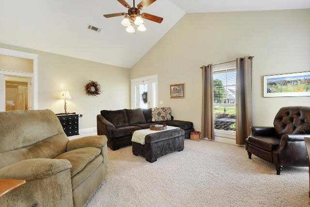 23935 Devonfield Lane Daphne, AL 36526 - Photo 2 of 17 Living Room