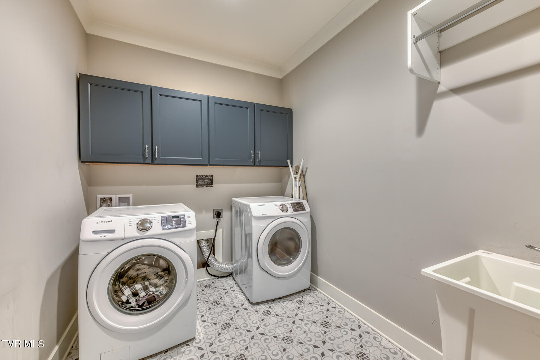 51 Quail Ridge Way Jonesborough, TN 37659 - Photo 46 of 64 Main level Laundry