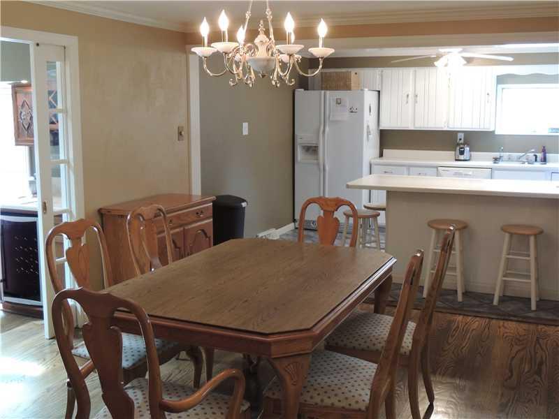 919 McNeilly Road Mt. Lebanon, PA 15226 - Photo 22 of 24 Dining Room. Wonderful space here for everyone!!