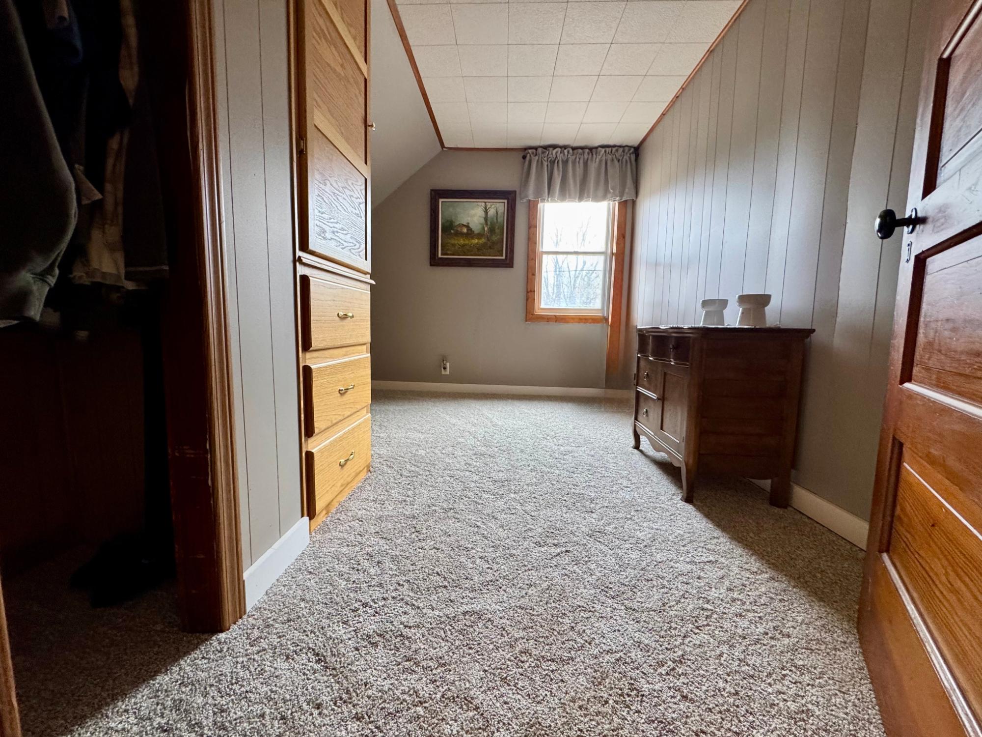 1112 South Oneida Avenue Rhinelander, WI 54501 - Photo 8 of 28 Gallery Image 8