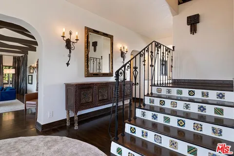 $26,500 | 2420 Chislehurst Drive, Los Angeles, CA 90027