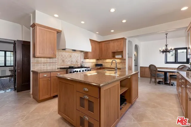 $26,500 | 2420 Chislehurst Drive, Los Angeles, CA 90027