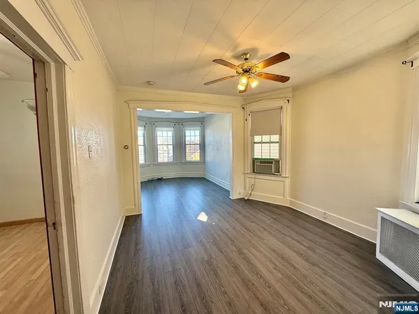 $2,500 | 216 Laurel Avenue, Unit 2, Kearny, NJ 07032