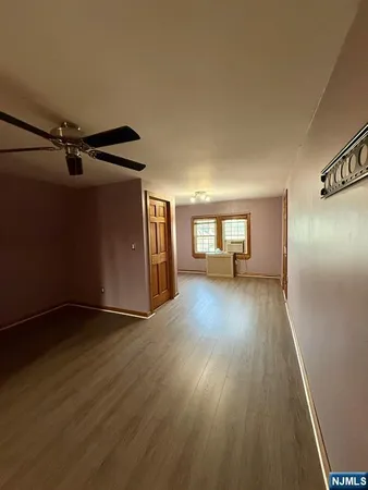 $2,500 | 216 Laurel Avenue, Unit 2, Kearny, NJ 07032