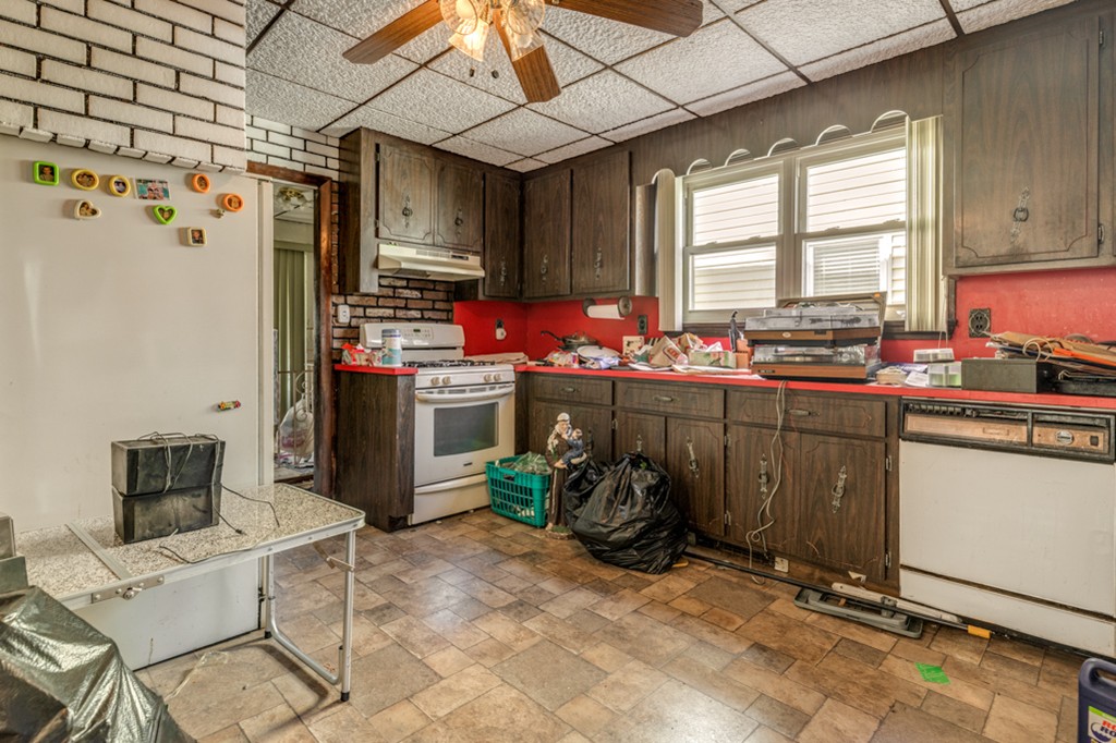 22 Henderson Street Somerville, MA 02145 - Photo 12 of 22