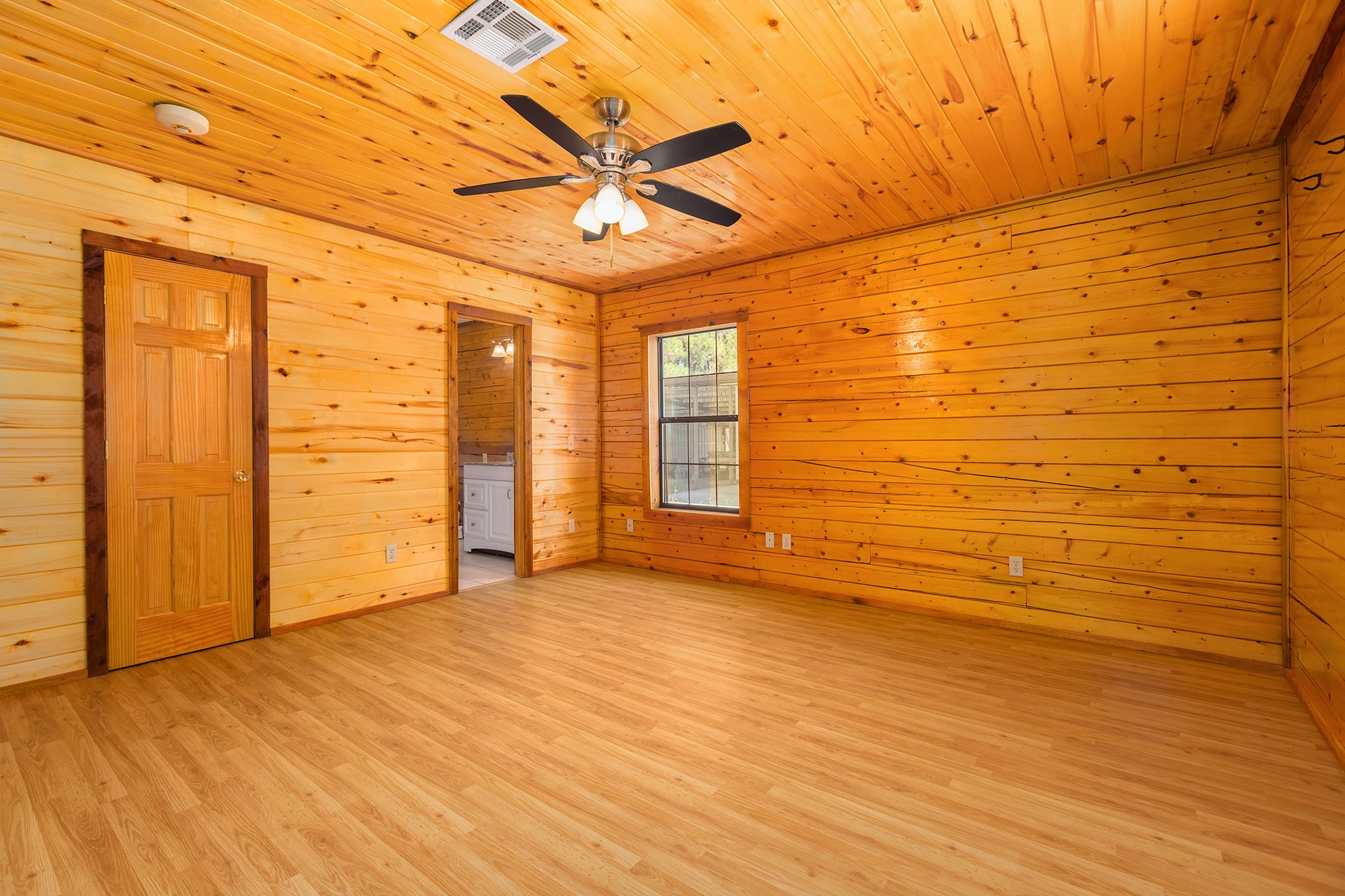 1152 Loving Road Lufkin, TX 75901 - Photo 18 of 42 a view of an empty room with a window