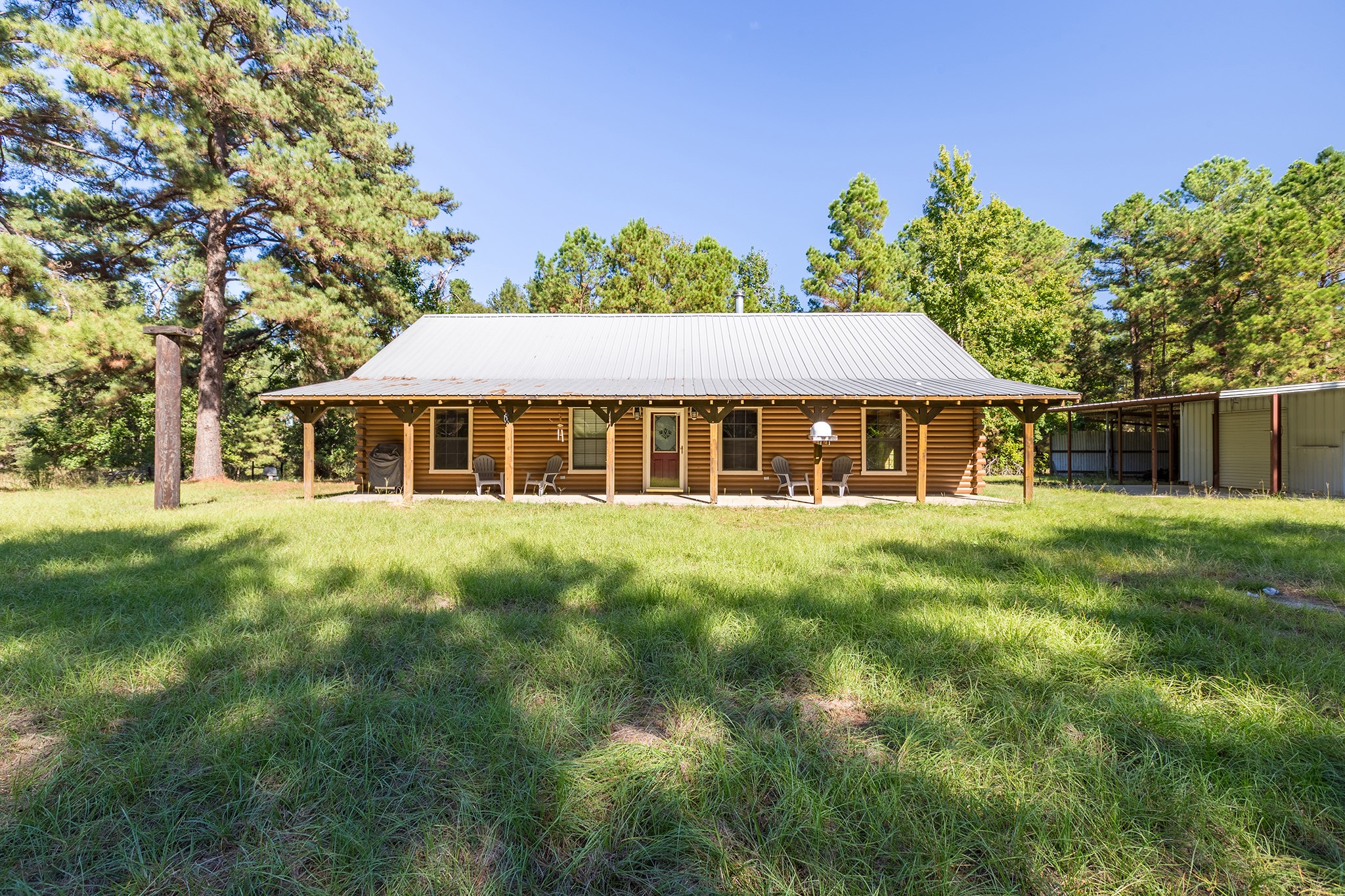 1152 Loving Road Lufkin, TX 75901 - Photo 5 of 42 a front view of house with yard