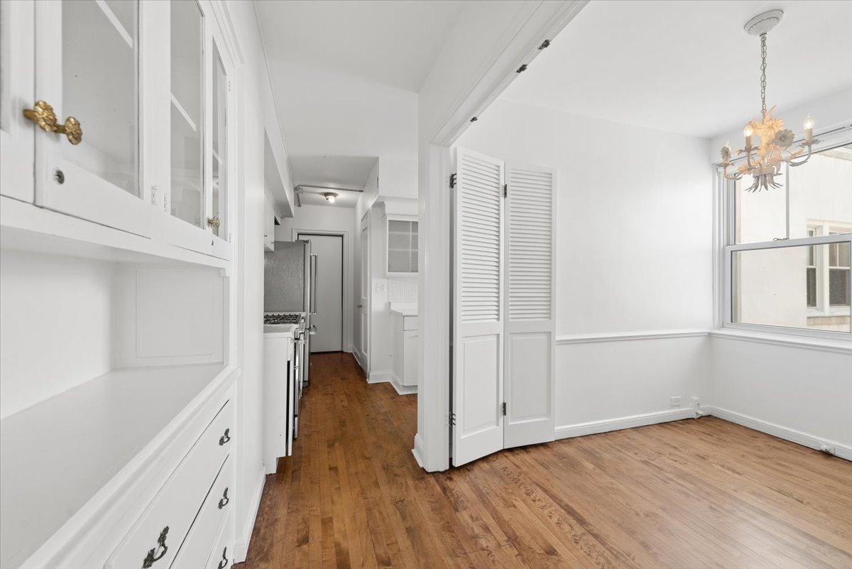 5555 North Sheridan Road, Unit 1811 Chicago, IL 60640 - Photo 6 of 25