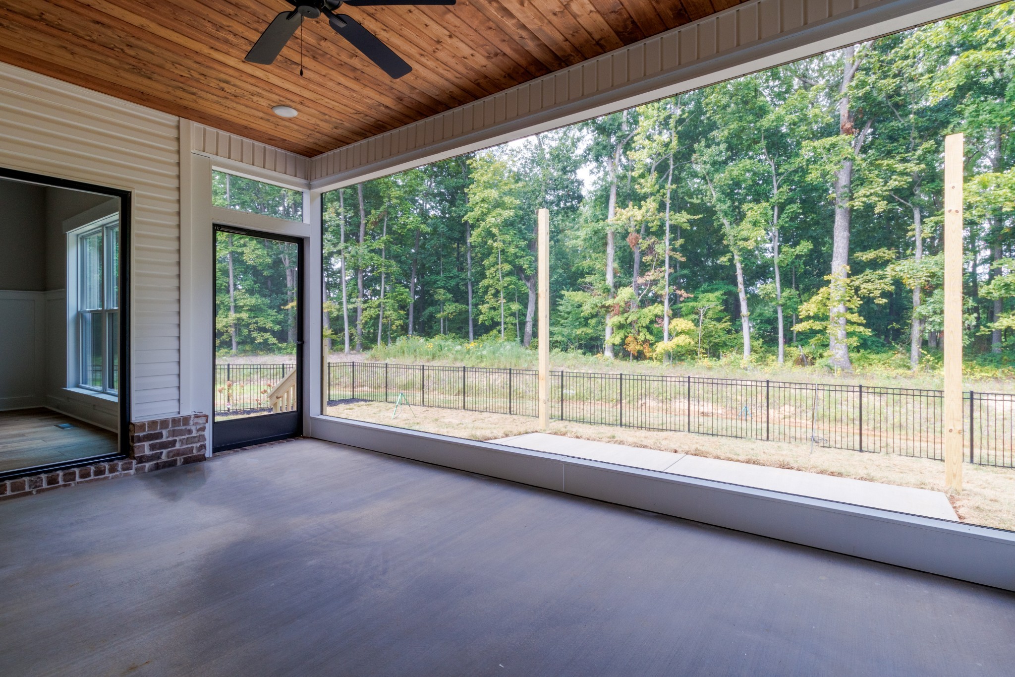 1073 Gratton Road Clarksville, TN 37043 - Photo 40 of 43 Gallery Image 40