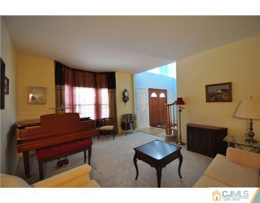 1 Rolling Road Somerset, NJ 08873 - Photo 11 of 23 Gallery Image 11