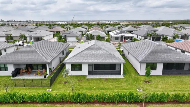 $3,200 | 12489 Southwest Emerald Estuary Terrace, Port St. Lucie, FL 34987