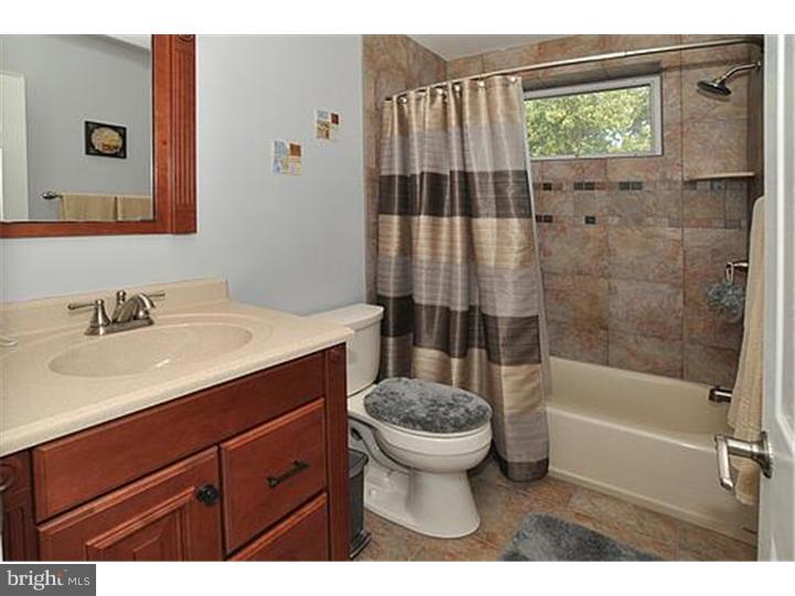 1749 Sorrel Road Warrington, PA 18976 - Photo 12 of 15 Bathroom
