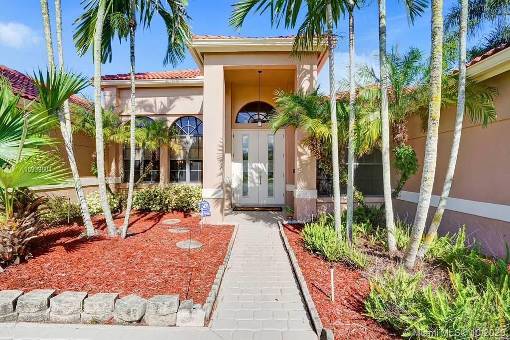 2940 Old Orchard Road Davie, FL 33328 - Photo 2 of 67