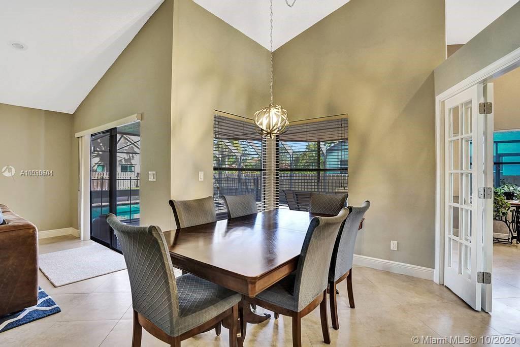 2940 Old Orchard Road Davie, FL 33328 - Photo 11 of 67