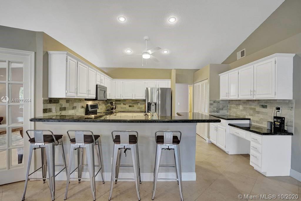 2940 Old Orchard Road Davie, FL 33328 - Photo 18 of 67