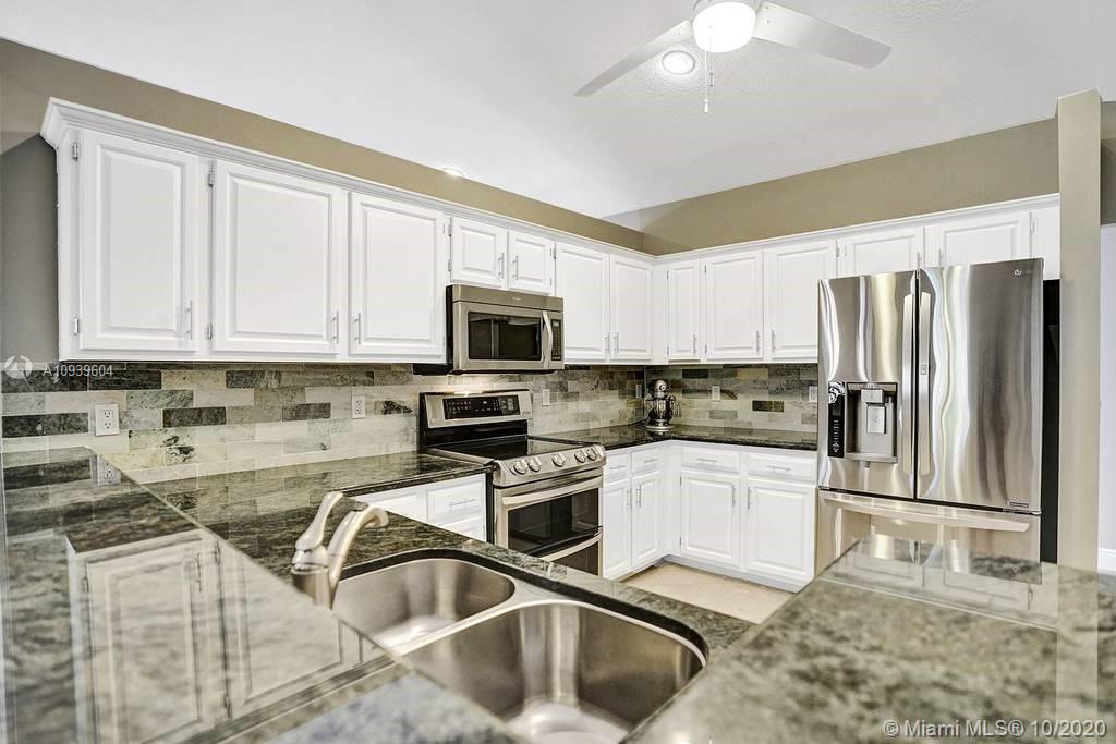2940 Old Orchard Road Davie, FL 33328 - Photo 21 of 67