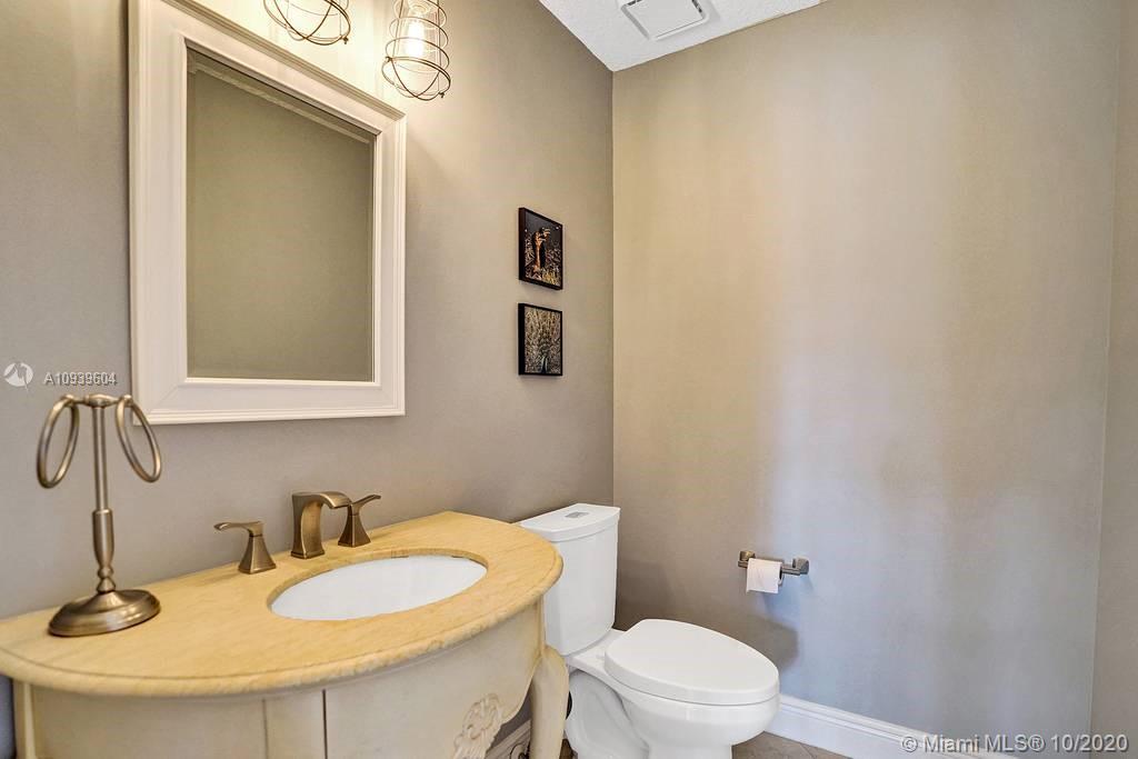 2940 Old Orchard Road Davie, FL 33328 - Photo 35 of 67