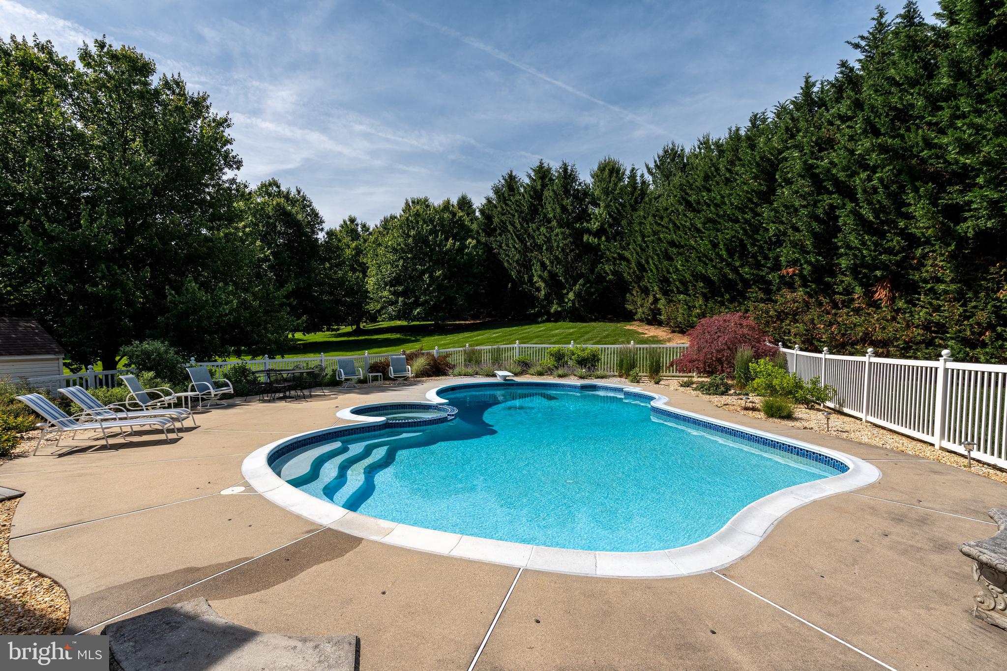 4915 Jalmia Road Mount Airy, MD 21771 - Photo 4 of 12