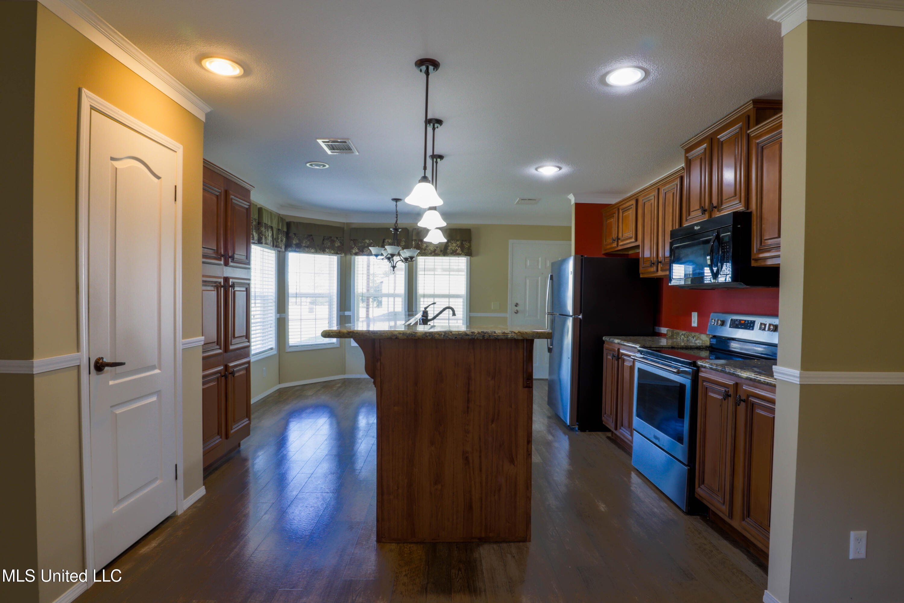32 Dunaway Road Foxworth, MS 39483 - Photo 8 of 29 32 Dunaway Rd Foxworth-6