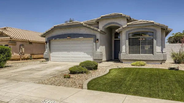$2,250 | 5770 West Seldon Lane, Glendale, AZ 85302