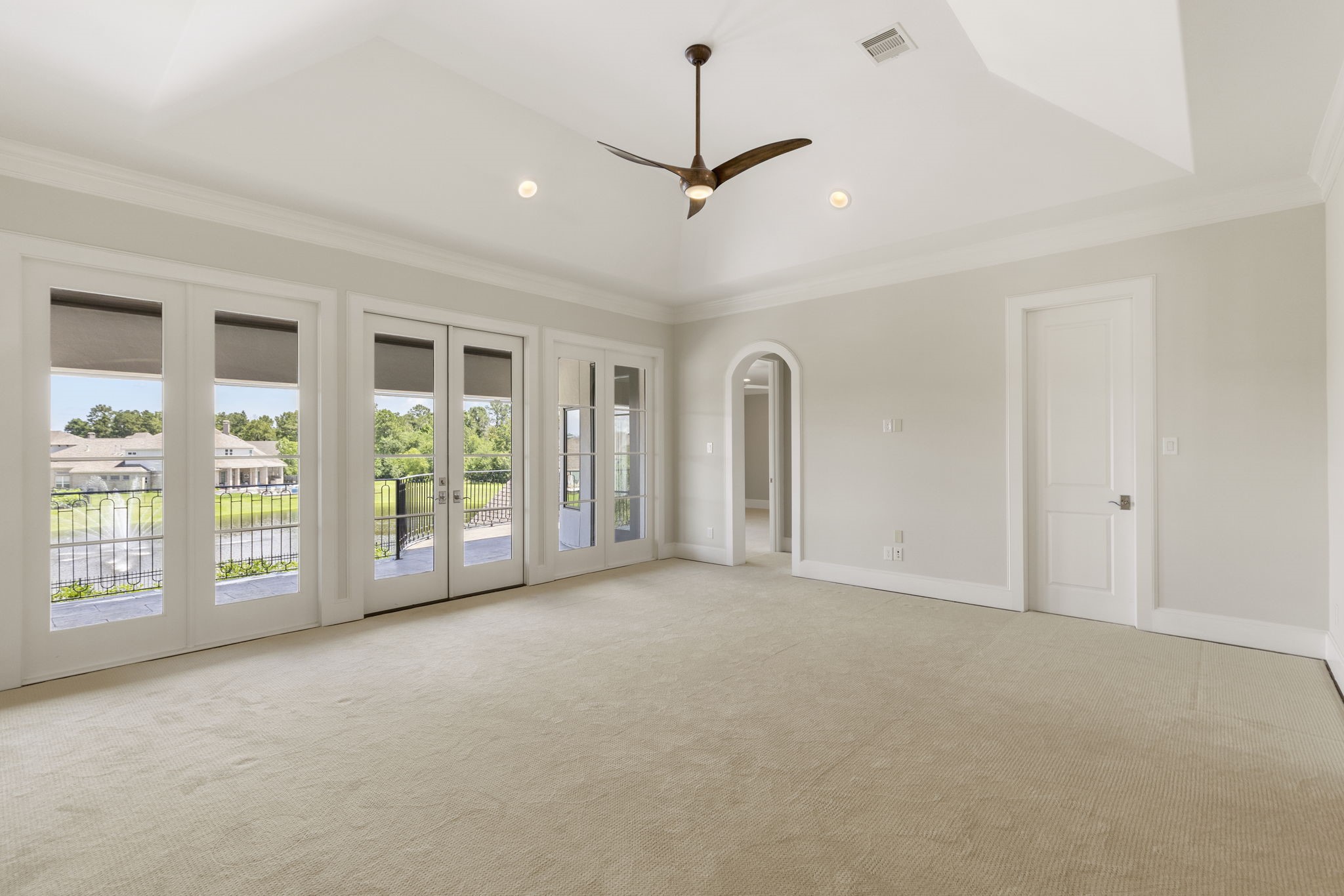 6806 West Warwick Lake Lane Spring, TX 77389 - Photo 36 of 50 a view of an empty room with windows and closet