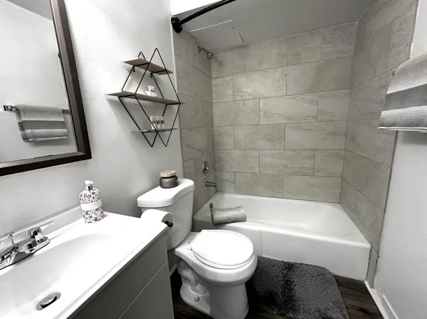 $1,100 | 4815 Creek View Road, Unit 3, Rockford, IL 61108