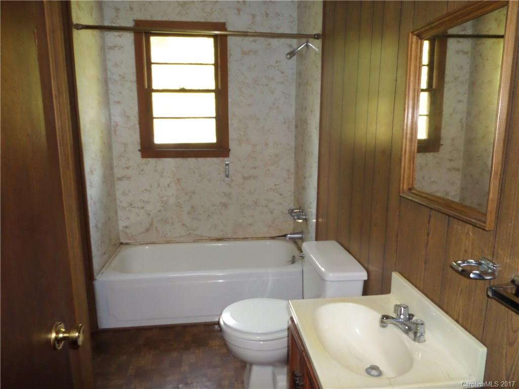 317 Robin Hood Road, Unit 1 Lexington, NC 27292 - Photo 17 of 20 Gallery Image 17