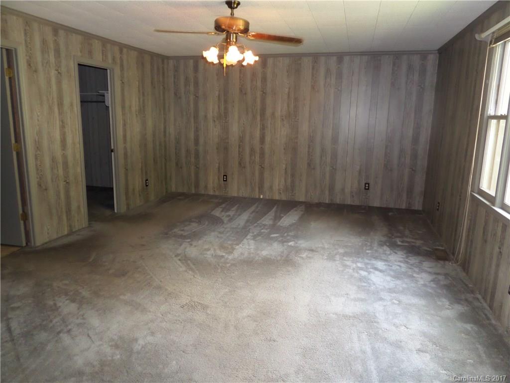 317 Robin Hood Road, Unit 1 Lexington, NC 27292 - Photo 9 of 20 Gallery Image 9
