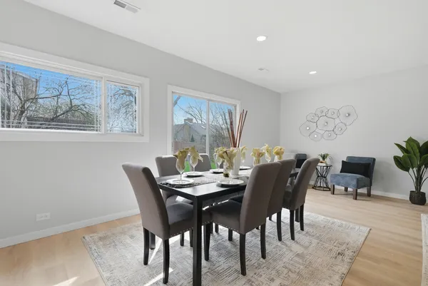 $465,000 | 593 Bristol Lane, Elk Grove Village, IL 60007