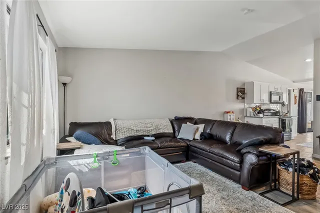 $324,900 | 1862 Maricopa Drive, Laughlin, NV 89029