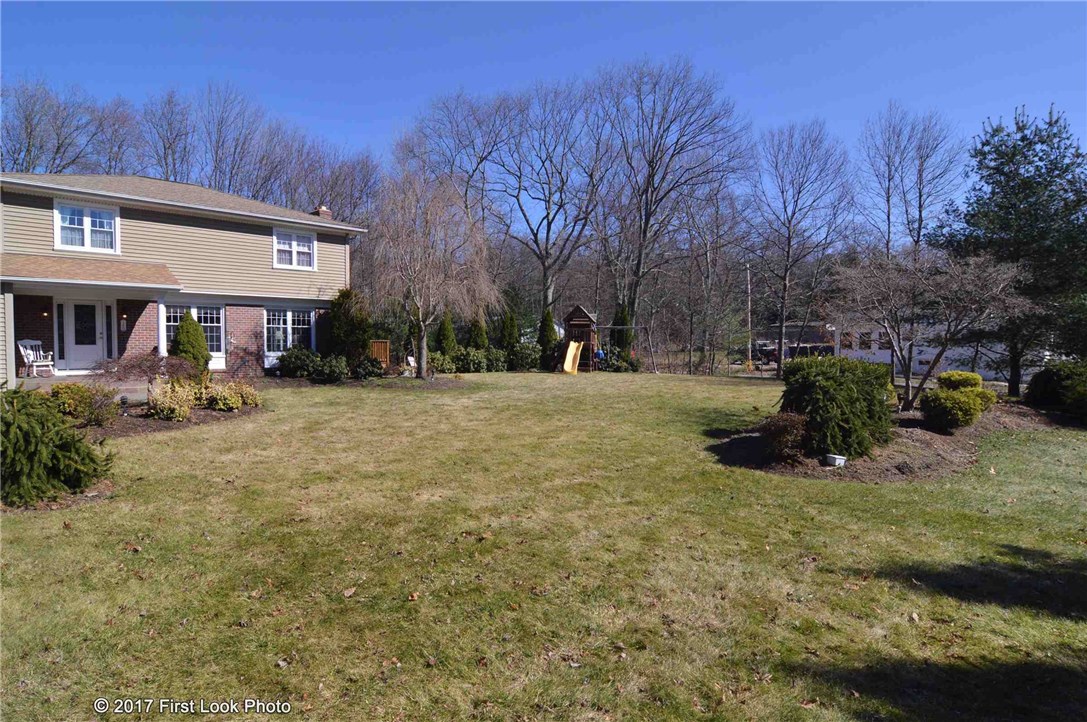 180 Ridge Road Smithfield, RI 02917 - Photo 33 of 39 Yard
