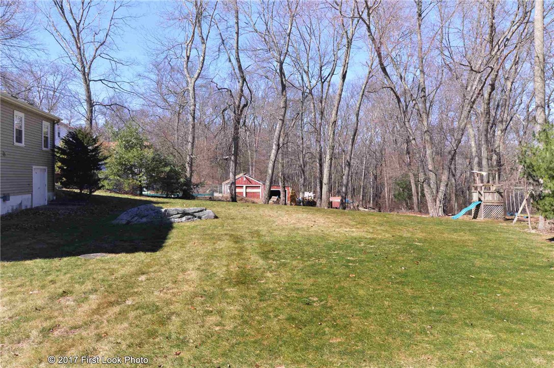 180 Ridge Road Smithfield, RI 02917 - Photo 39 of 39 Yard