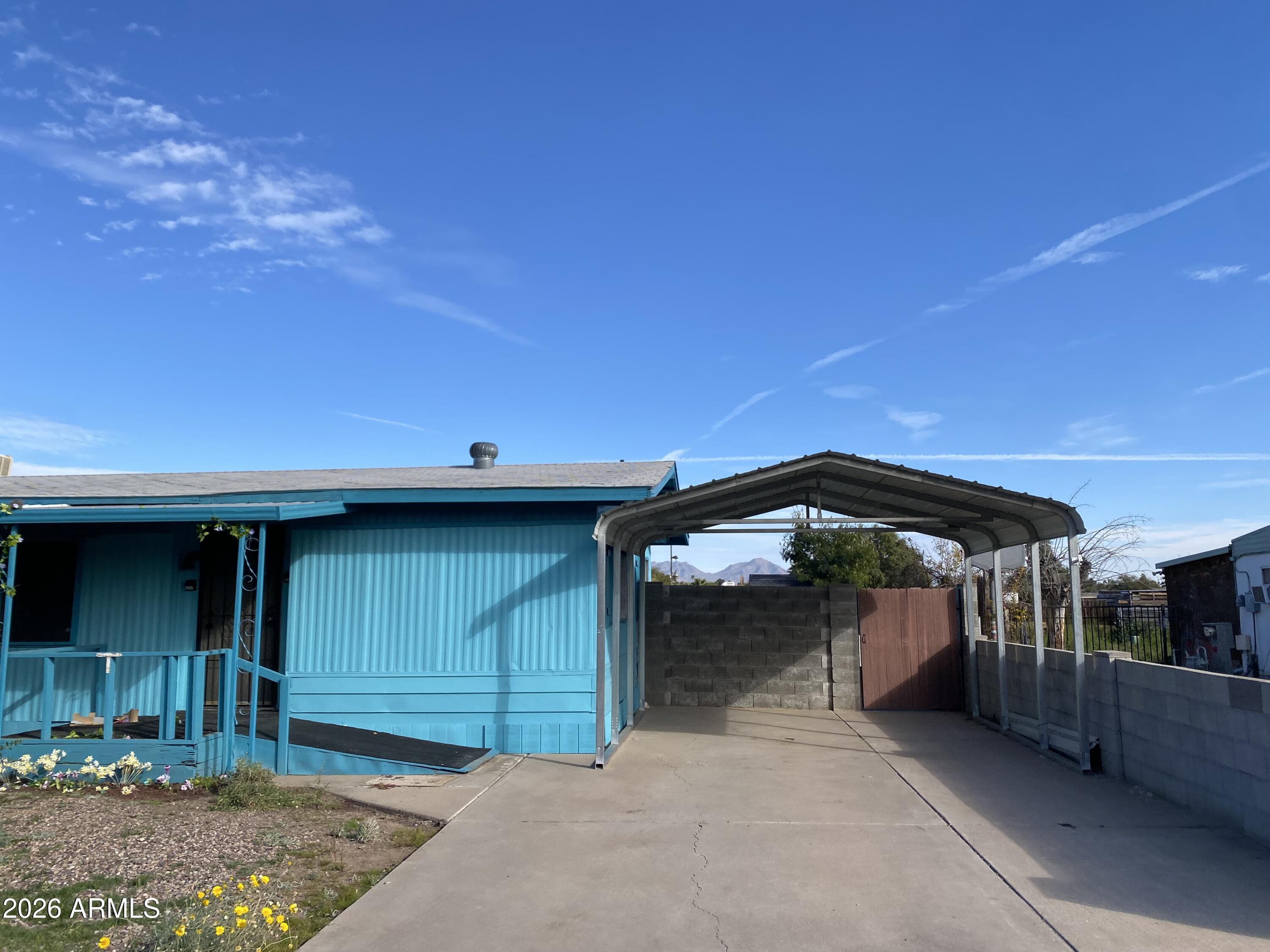 19641 North 26th Street Phoenix, AZ 85050 - Photo 3 of 8 IMG_8954