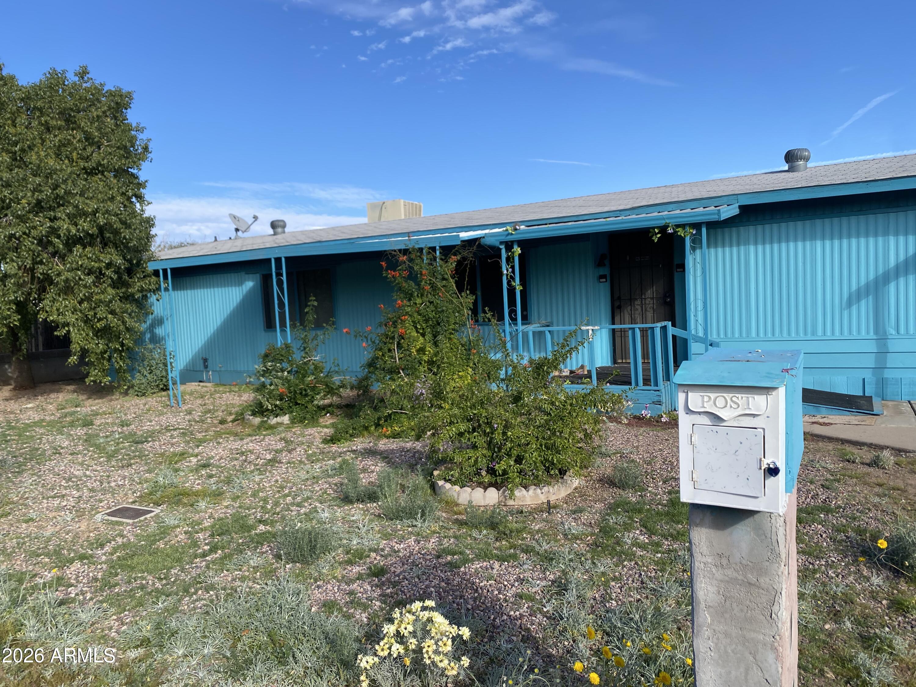 19641 North 26th Street Phoenix, AZ 85050 - Photo 5 of 8 IMG_8957