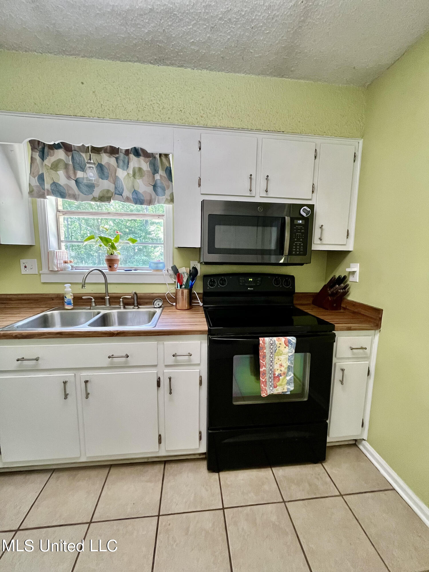 94 Vinson Road Hernando, MS 38632 - Photo 2 of 26 unnamed (2)