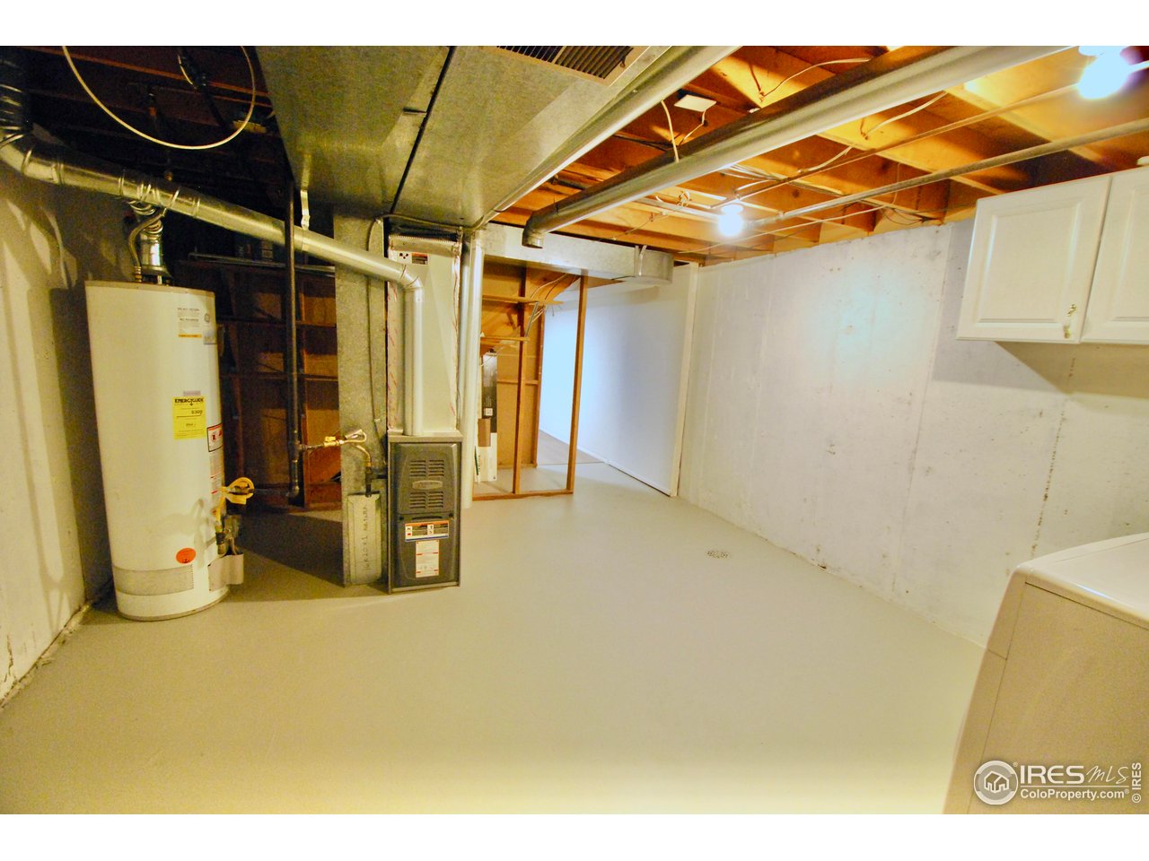 5808 South Pearl Street Centennial, CO 80121 - Photo 37 of 49 Freshly Painted Walls and Flooring