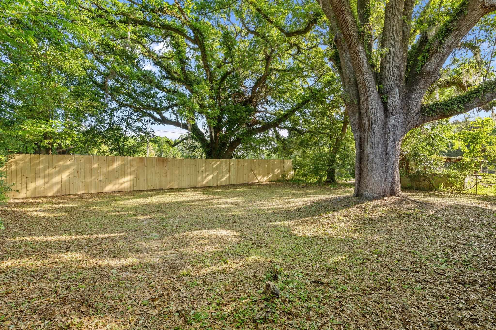 2604 Ridgeway Street Tallahassee, FL 32310 - Photo 1 of 31 Gallery Image 1